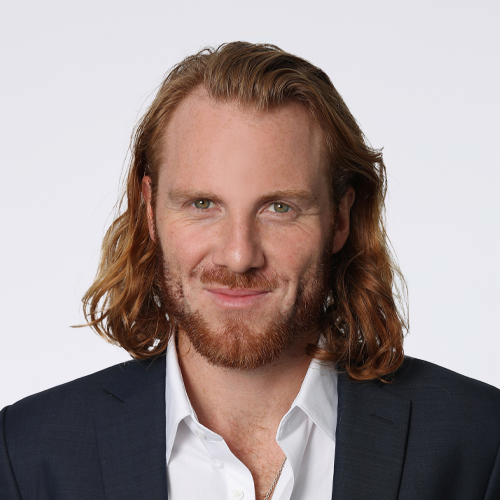 Jamie BartonManaging Associate
